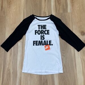 💥5 for $18💥 Nike women’s 3/4 sleeve tee Small